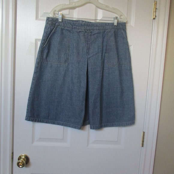 EDDIE BAUER Blue Chambray Denim Knee Length Skirt sz 12 - Picture 1 of 7